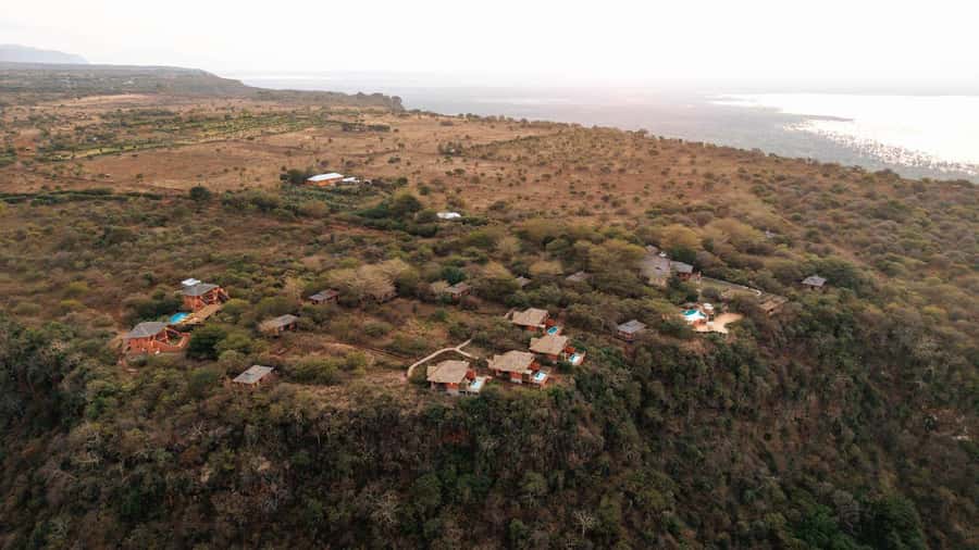 2-Days Private Luxury Safari from and back to Zanzibar - Day 2: An early start and the Ngorongoro Crater