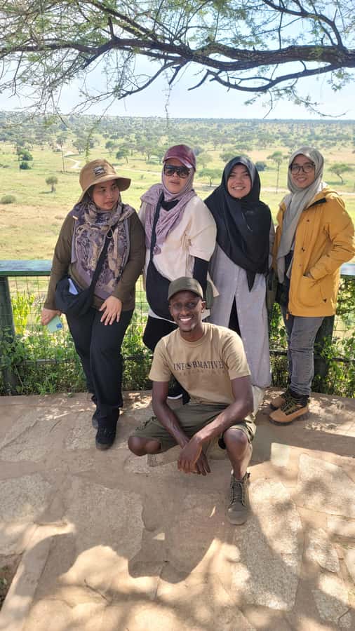 3 Day Budget Shared Safari To Serengeti & Ngorongoro Crater - Who should choose this three-day route