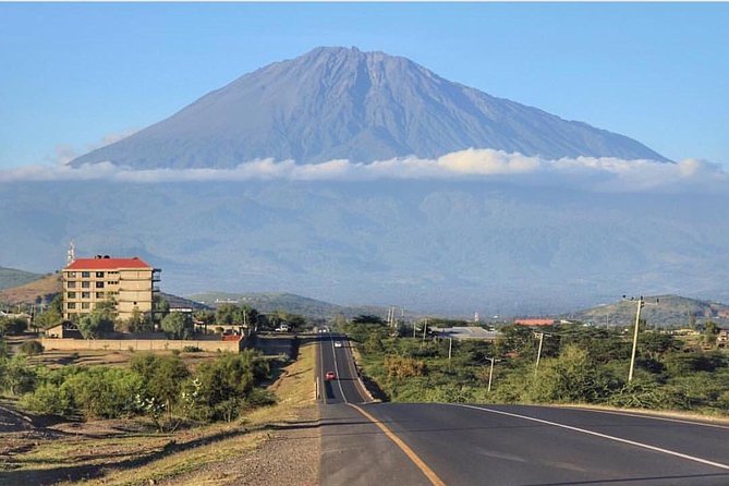 3 days hiking adventure on Mount Meru - Why Mount Meru Makes a Strong Three-Day Trek