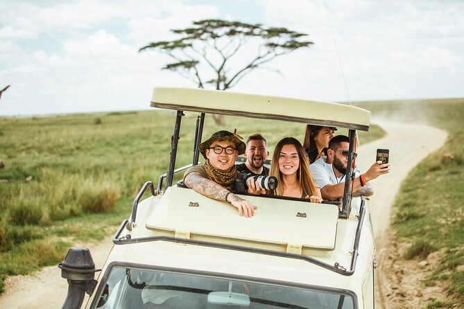 3 Days Serengeti Park & Ngorongoro Crater Adventure Safari - Day 1: Arusha to the Serengeti by way of the crater rim