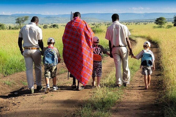 4-Day Safari to Tarangire ,Serengeti and Ngorongoro crater from Arusha - Guides are the heart of the experience