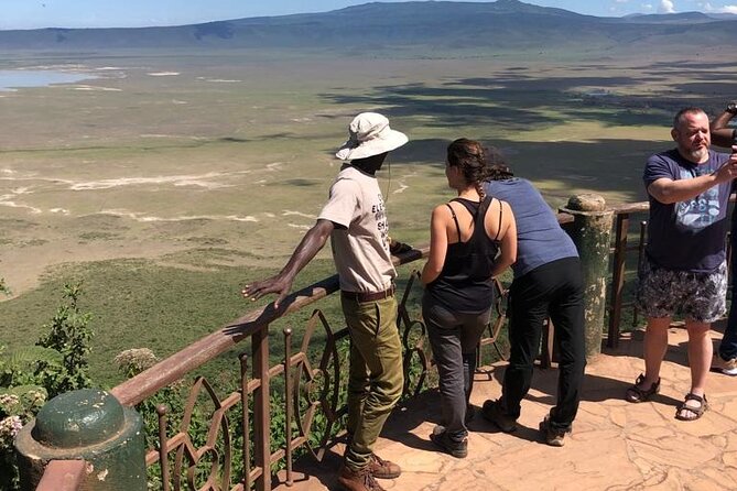 4 days Best experience Kilimanjaro Hike, Serengeti &Ngorongoro - Day 2: The long road to Serengeti National Park