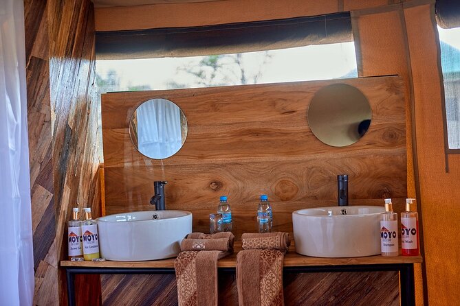 4-Days Private Midrange Safari Tarangire, Serengeti & Ngorongoro - Day 4: A morning below the rim of Ngorongoro