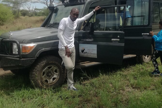 4 Days-SERENGETI SAFARI EXPERENCE START FROM ARUSHA - Day one: from Arusha toward the Serengeti plains