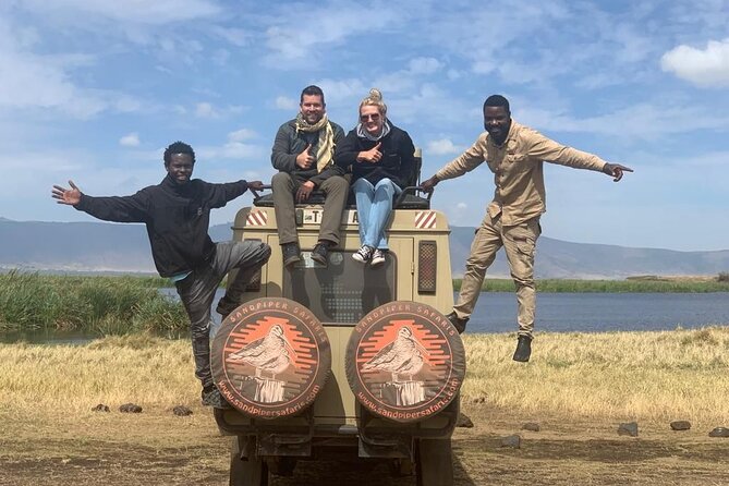 4 Days Tanzania Camping Safari - Day 2: The long road into the Serengeti