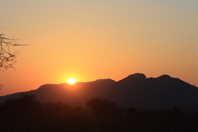 5-Day private Camping Safari Tour in Tanzania - Day 2: The long road into the Serengeti