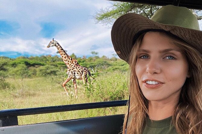 5 Days Best of Tanzania Luxury Safari Northern Circuit - Lodging, meals, and the meaning of luxury