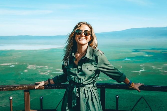 5-Days Private Midrange Safari: Serengeti, Ngorongoro & Manyara - Day 2: From the Ngorongoro viewpoint to Serengeti sunset