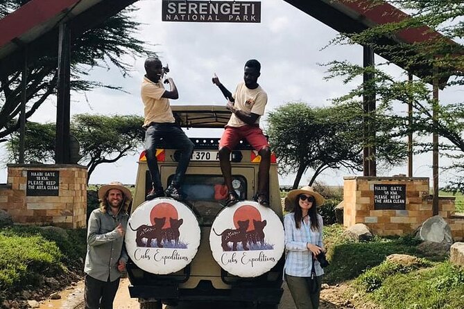 6 days 5 nights safari Ngorongoro, Serengeti and Tarangire National Parks - Day 4: A Serengeti sunrise built around predators