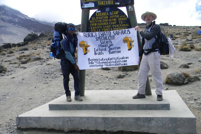 7 Days Kilimanjaro Climbing | Hiking Tour via the Lemosho Route - Day 6: The long night to Uhuru Peak