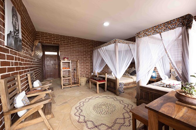 Arusha: 5 days Safari Trip Tarangire, Lake Manyara and Ngorongoro - What the $1,894 price really covers