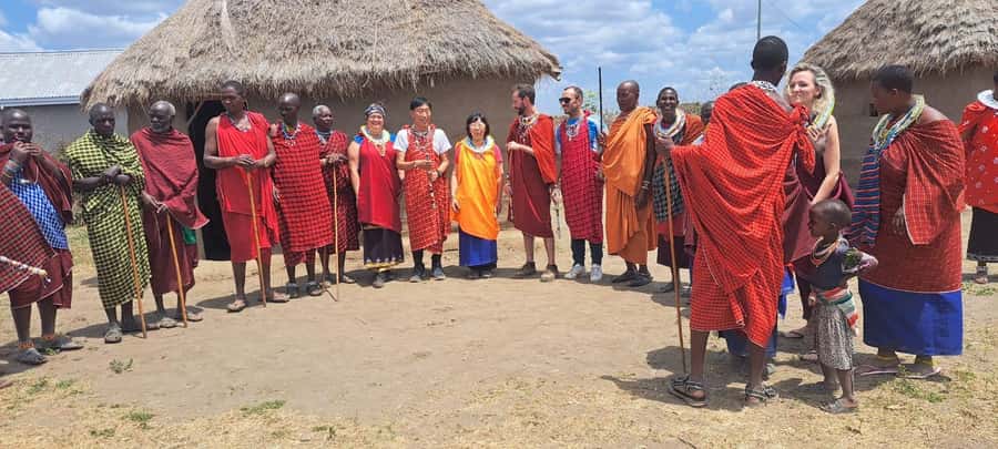 Arusha: Maasai Village Tour - Meeting the village elder