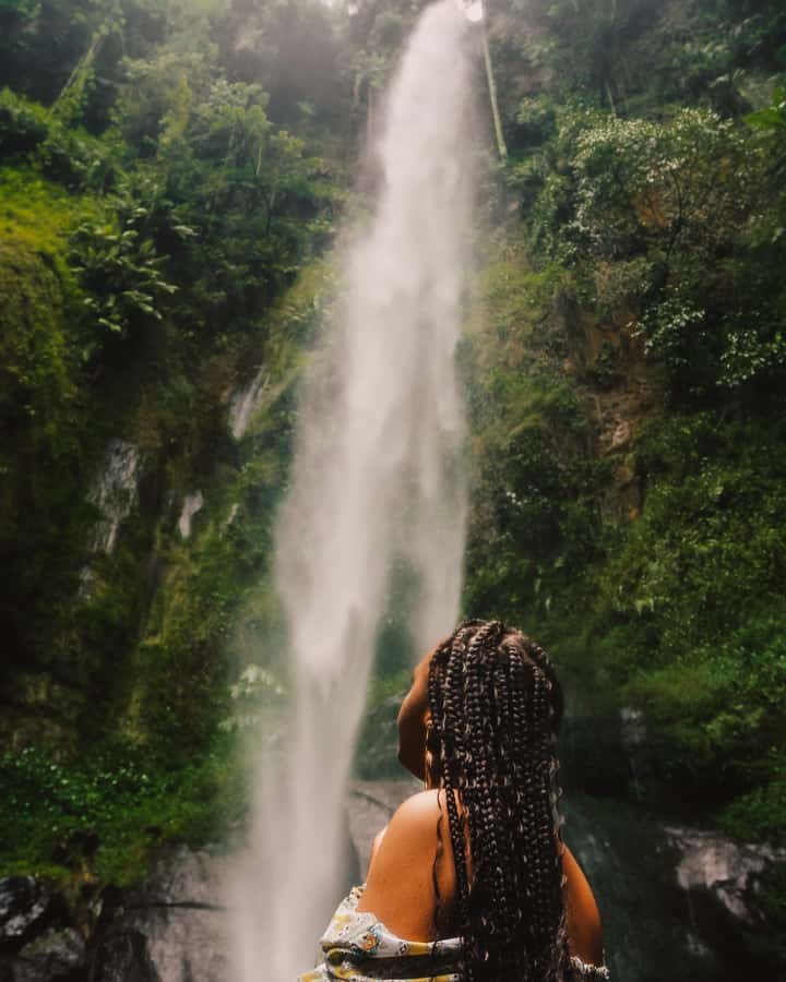 Arusha nature hike to Napuru waterfalls. - Reaching the waterfall and its cool pool