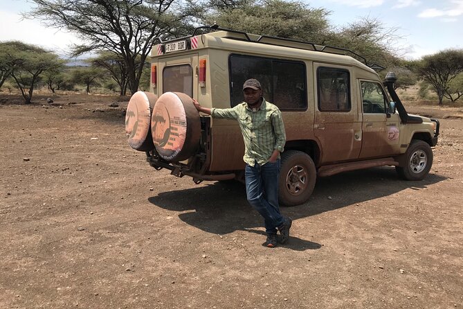 Arusha Private Transport Service in Tanzania - Seeing Arusha from a private car