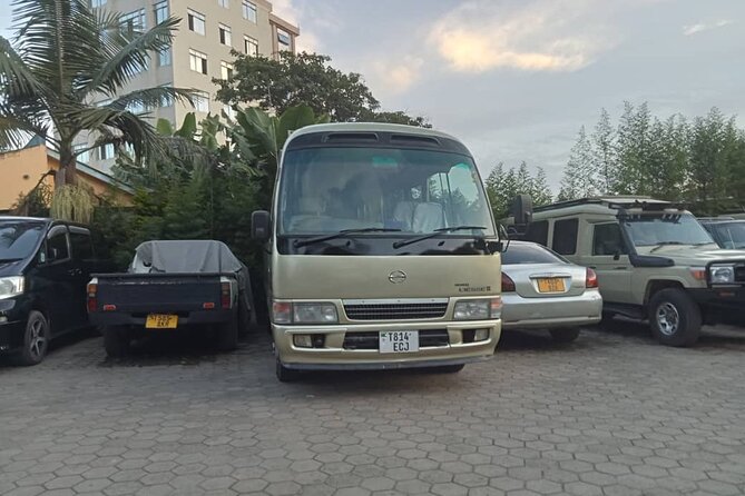 Arusha to Nairobi Private Transfer - Choosing a lunch or washroom stop