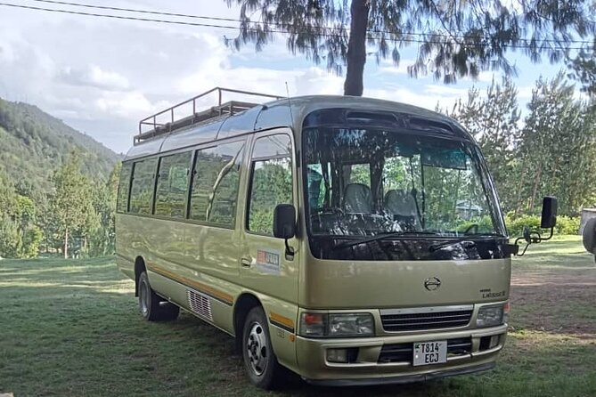 Arusha to Nairobi Private Transfer - The road through Maasai Land
