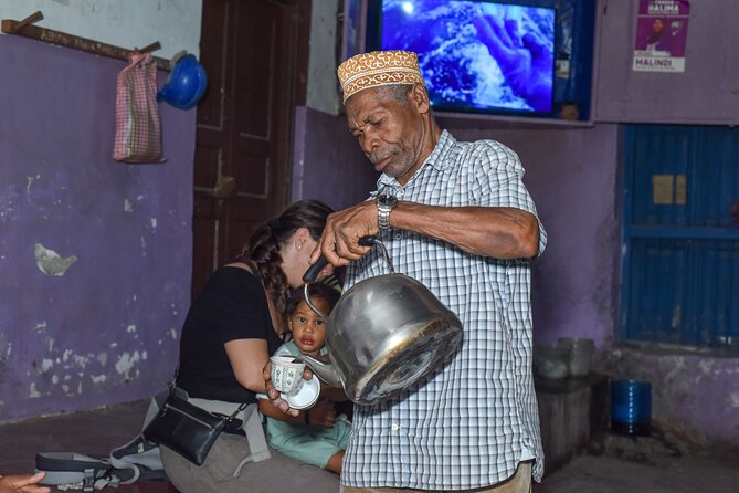 Authentic Street Food Tours in Stone Town, Zanzibar - Alleys, neighborhoods, and local landmarks