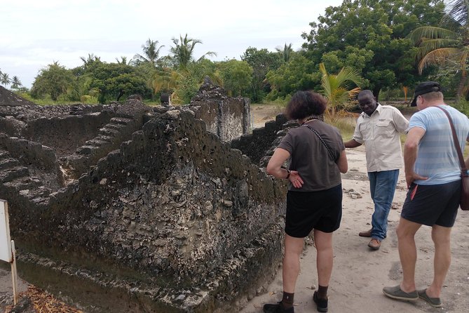 Bagamoyo Historical Tour - Everyday - Five details that shape the day