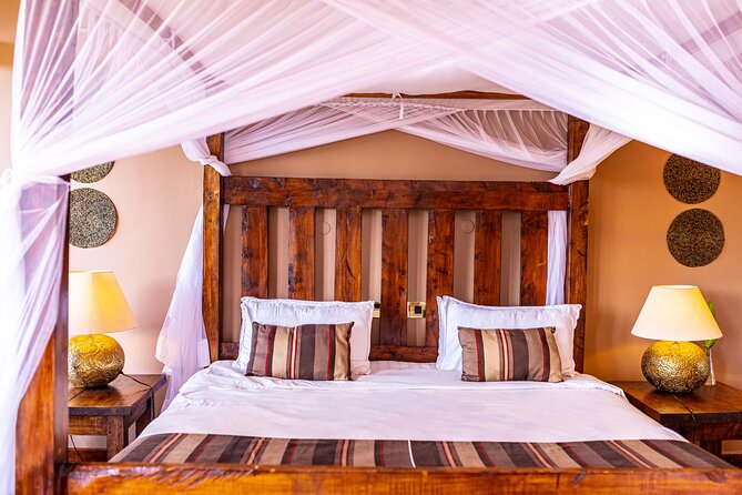 Big Five Classic Safari in Tanzania **Sustainable Travel approach - Day 6: Lake Manyara’s forest and tree-climbing lions