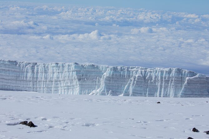 Climbing Kilimanjaro - Marangu Route - The 1 AM summit push to Uhuru Peak