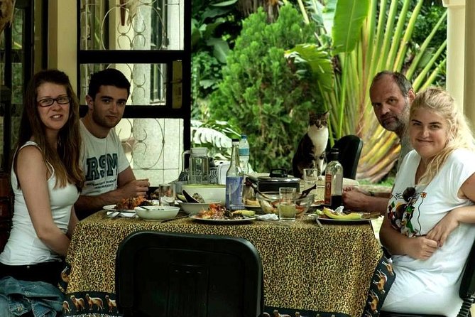 Coffee walk with stay in the village - Lunch in the garden, with a full Tanzanian plate