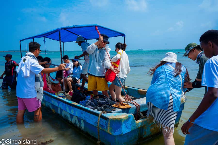 DAR ES SALAAM:BONGOYO ISLAND SNORKELING TOUR & BEACH ESCAPE - Arriving on Bongoyo Island