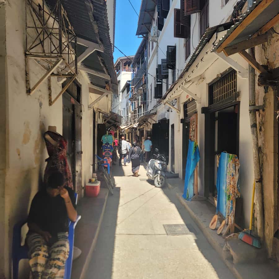 Discover the hidden histories of Stone Town - Why Stone Town needs a guided walk