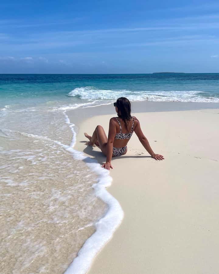 Dolphin tour + snorkeling at Pungume island and sandbak BBQ - An early start from Zanzibar’s south coast