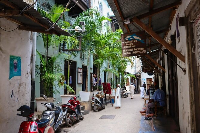 Explore The Stone Town in Zanzibar - The Old Slave Market and Zanzibar’s difficult past