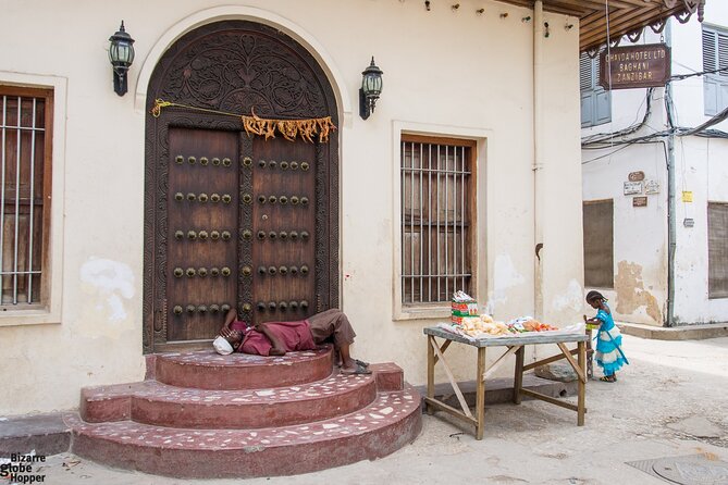 Explore The Stone Town in Zanzibar - Traditions, markets, and everyday Stone Town