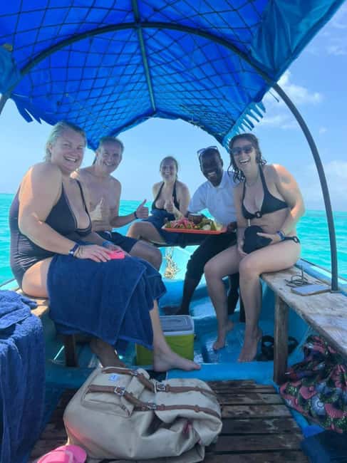 FROM KENDWA; Mnemba snorkelling and Dolphin tour - Choosing the dolphin option