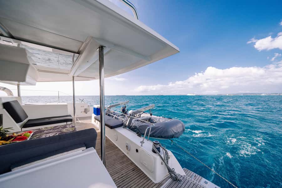 From Zanzibar: Half-Day Yacht Trip experience - Lunch prepared by a private chef