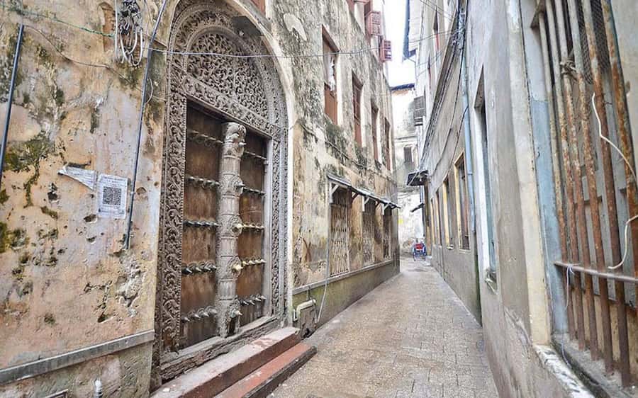From Zanzibar: Stone town, Prison Island &Nakupenda Sandbank - Should you book this Zanzibar day trip?