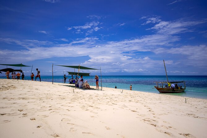 Full Day Safari Blue Zanzibar - Looking for dolphins on the way to Menai Bay