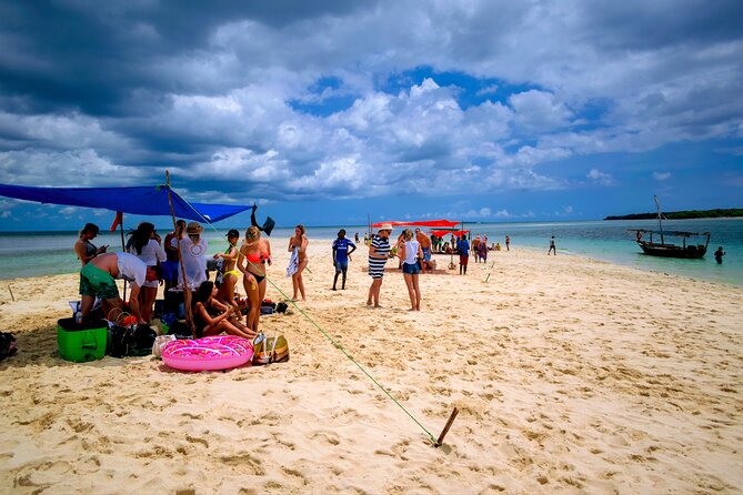 Full Day Safari Blue Zanzibar - How the guides can shape the day
