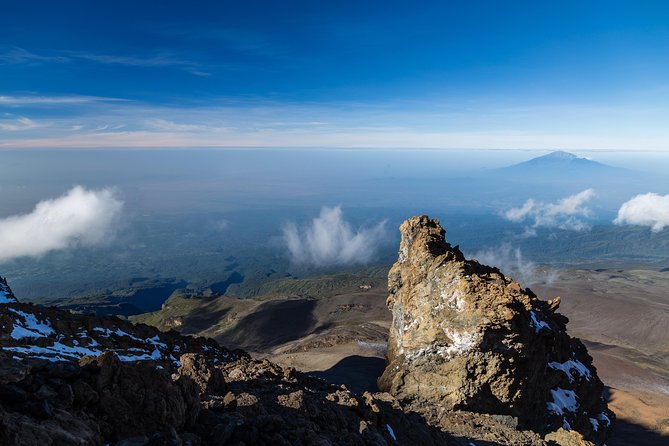 Kilimanjaro climb, Northern Circuit route (8-day) - Day 6: Third Cave Camp and the Rongai connection