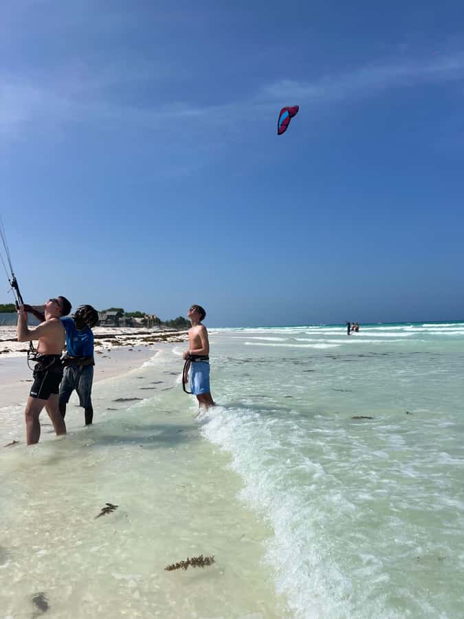 KiteSurf: Private lessons facing Mnemba, Zanzibar - Beginner/intermediate - Who should book this lesson?