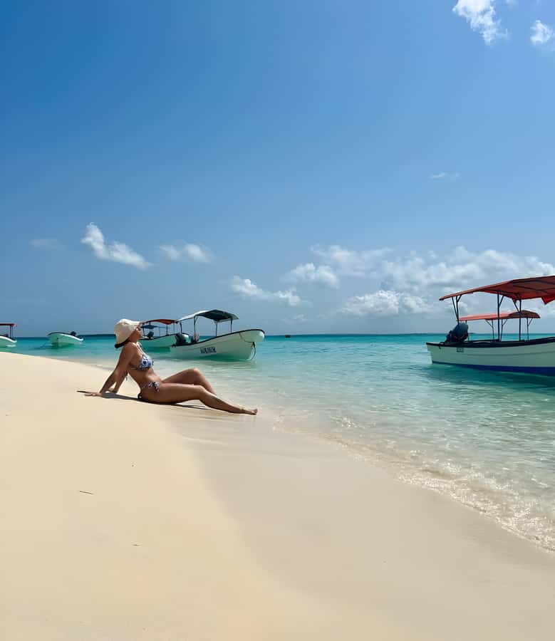Kizimkazi: Pungume Island Snorkeling & Sandbank Tour - The mangrove lagoon brings a different mood