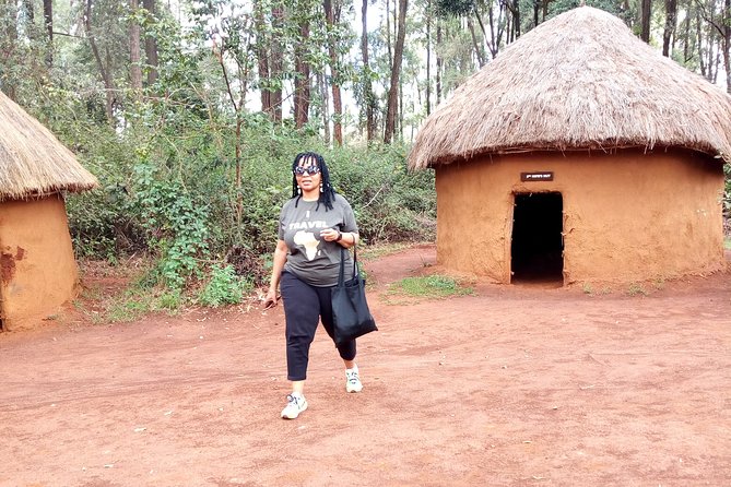 Masai Village Tour - The local Maasai zoo and natural surroundings