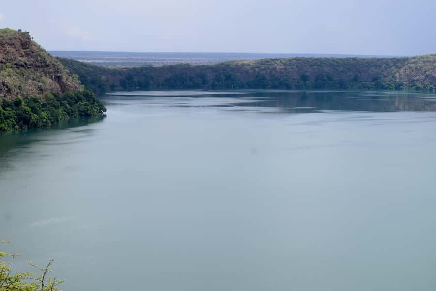 Moshi: Lake Chala Tour: Hiking &/or Kayaking - Guide service and day-to-day comfort