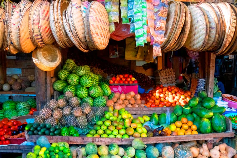 Moshi: Town tour and Local Markets tour - Manyema Market and the first look at local trade
