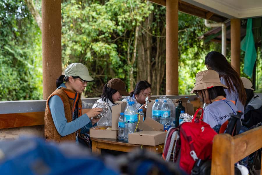 Mount Kilimanjaro: 7 Days Hike Lemosho Route - Day 3: Shira Camp 2 to Barranco via Lava Tower
