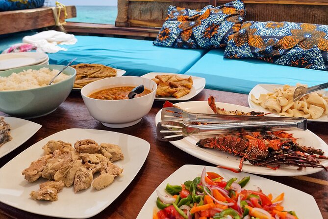 Private/Sharing: Snorkeling with Dolphins Sandbank in Mnemba - Returning by sail at sunset