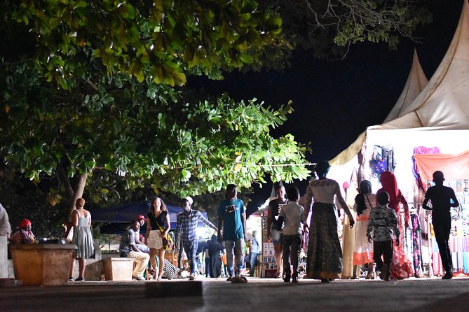 Stone Town Evening Walk Tour With Visit Food Markets - Forodhani Gardens and Zanzibar’s evening food scene