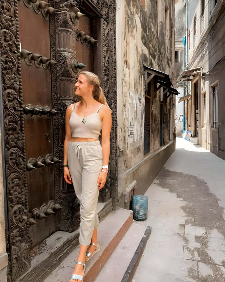 Stone Town: Guided Walking Tour - What the guides add, and where service can vary
