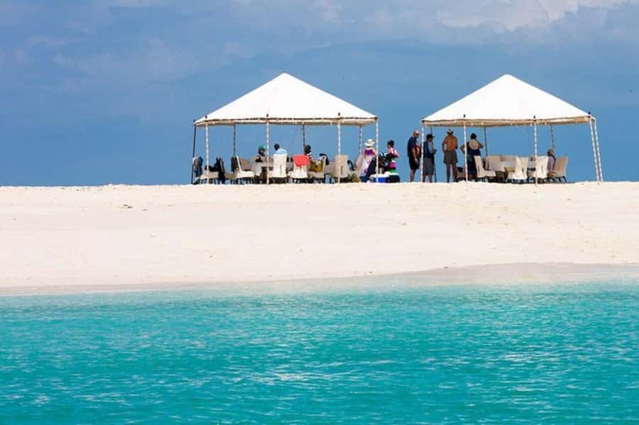 Stone Town, Prison Island Turtles & Nakupenda Sandbank - Key points to know before you book