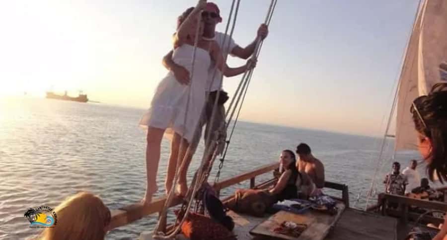 Stone town: Private Sunset Cruise with Local Music & Snacks - Why This Stone Town Cruise Works So Well At Sunset