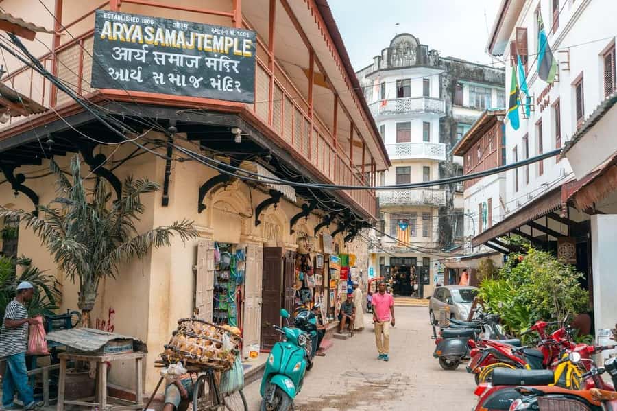 Stone Town's Hidden History: Private Guided Walking Tour - Key points to know before you book