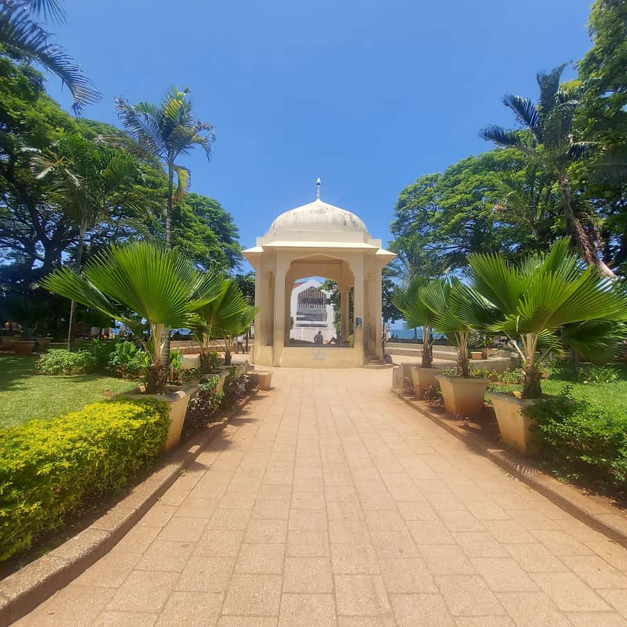 Stone town walking tour ( City tour) - Why Stone Town works best on foot
