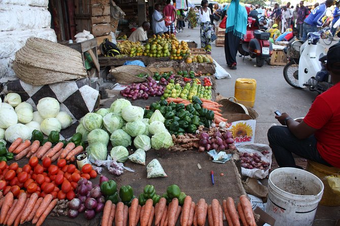 Stone Town Walking Tour in Zanzibar - Old Fort sets the scene in 10 minutes